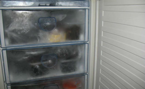 У холодильника не работает морозилка | Вызов мастера по холодильникам на дом
